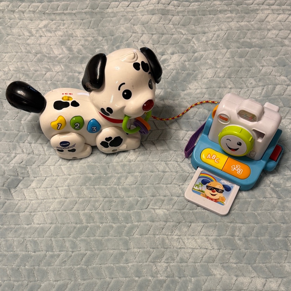 VTech Pull & Sing Puppy and Fisher-Price Laugh & Learn Click & Learn Camera